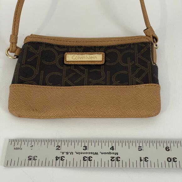 CALVIN KLEIN Women's CK Signature Wristlet Clutch Wallet Brown - Picture 3 of 10